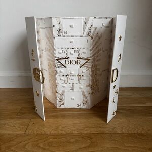 Dior Luxurious White and Gold Calendar empty box
